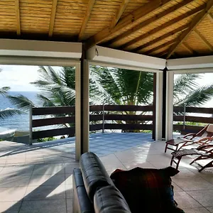 wild-paradise-villa-vue-mer-piscine-a-debordement.comcaribbean.com/