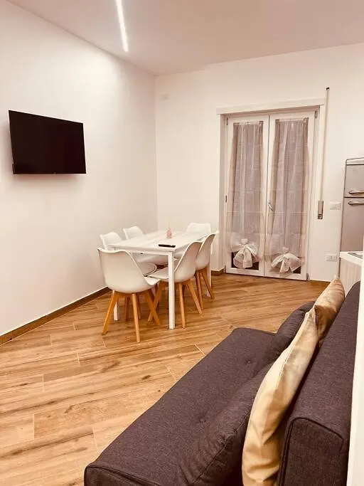 Apartment 15 Min. Colosseo 1 - Casa Di Gio Rome Italy